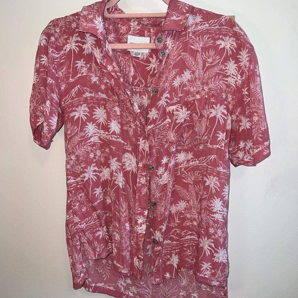 American Eagle shirt